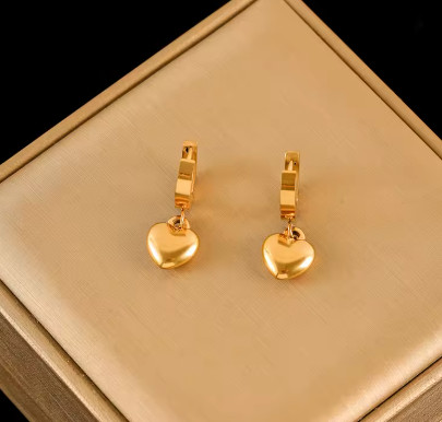 Acero inoxidable corazón amor collar pulseras pendientes conjunto para mujeres nueva moda 18K chapado en oro joyería impermeable