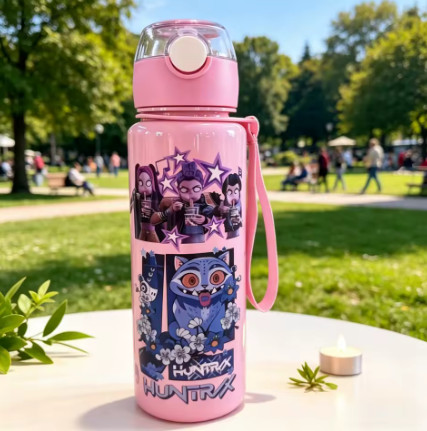 Botella de agua con figura de dibujos animados, taza portátil con pajita para exteriores para niños, deportes de verano para niñas, a prueba de fugas, linda