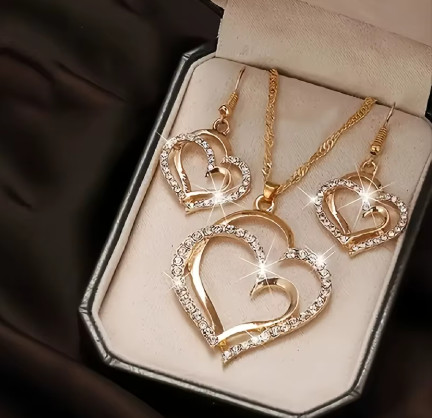 Collar con colgante en forma de corazón hueco de doble capa con diamantes de imitación brillantes, conjunto de joyería versátil con temperamento para mujer