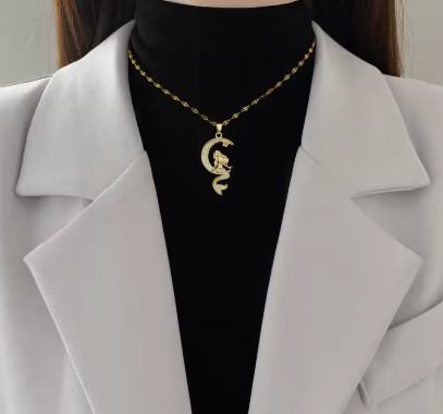 Collares con colgante de sirena y Luna romántica y creativa para mujeres y niñas, cadena de acero inoxidable, accesorios de joyería, regalos para amantesV