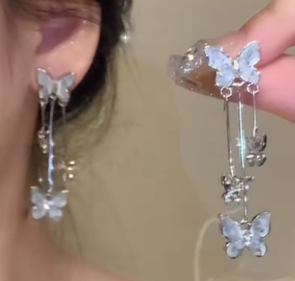 Elegantes Pendientes Colgantes de Mariposa con Circones Rojos para Mujer, Pendientes de Metal con Lazo Dulce y de Moda, Accesorios de Joyería con Encanto