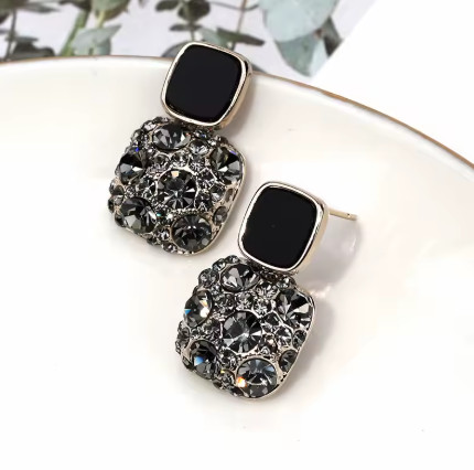 Nuevos pendientes geométricos de cristal brillante púrpura Vintage para mujer, pendientes de gota finos y encantadores, joyería