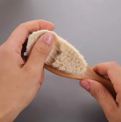 Peine cepillo de madera de lana para bebé recién nacido, cepillo de pelo para recién nacido, masajeador de cabeza infantil, peine portátil para bebé, cepillo de baño para el pelo