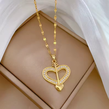Collares de acero inoxidable para mujer y niña, collar de Metal de Color dorado, corazón de moda, joyería diaria para fiesta de cumpleaños