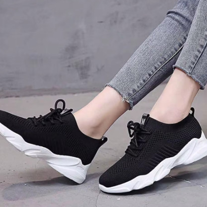 Cómodas zapatillas deportivas casuales de mujer en color sólido con suela antideslizante y diseño de cordones.Tenis Deportivos Con Suela Blanda Transpirable Para Mujer