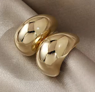 Pendientes simples de aleación de cobre en forma de guisante para mujer, aretes colgantes de Color dorado, joyería de moda coreana, accesorio inusual para fiesta gótica para niñas